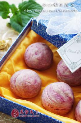 红莲蛋黄紫薯酥(花生油版)的做法