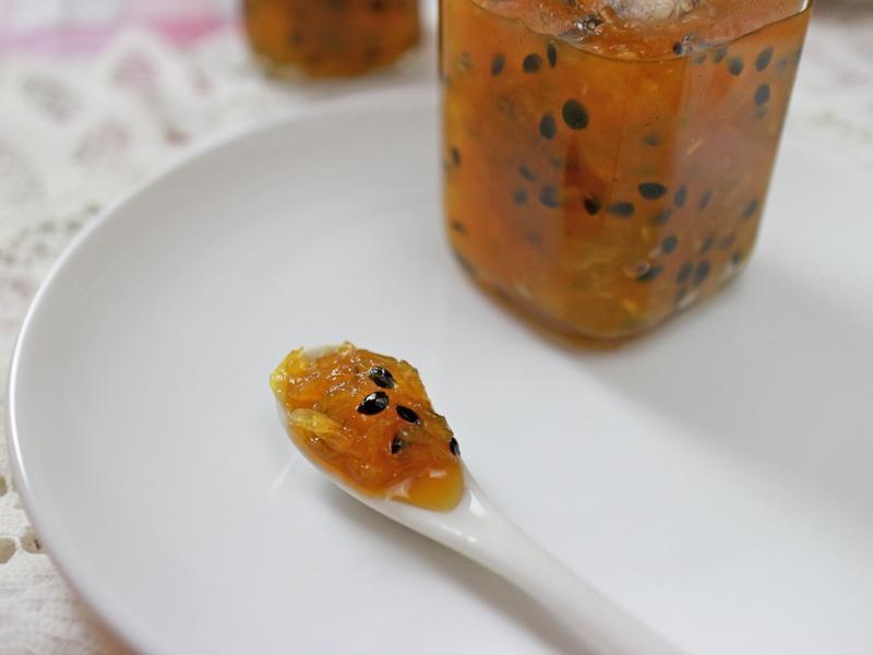 百香凤梨果酱【飞利浦面包机】的做法