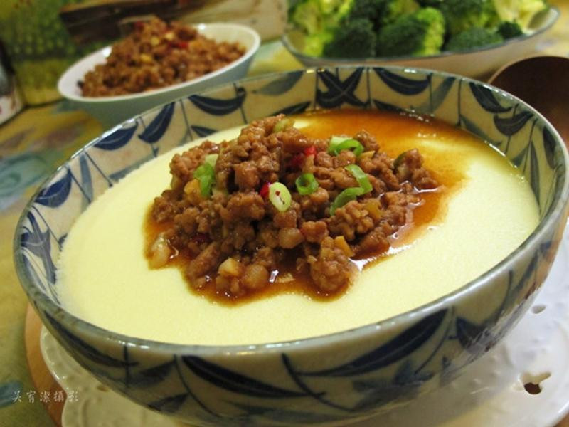 酒香肉末蒸蛋。台湾菸酒纯米料理米酒的做法