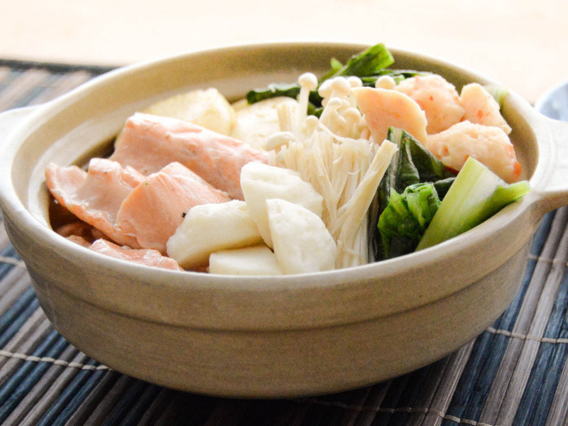 日式鲑鱼味噌小火锅的做法