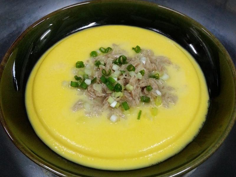 鲔鱼蒸蛋的做法