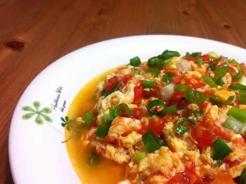 番茄虾仁炒蛋的做法