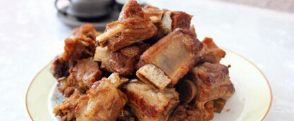 ��Ȼ���Źǵ�����