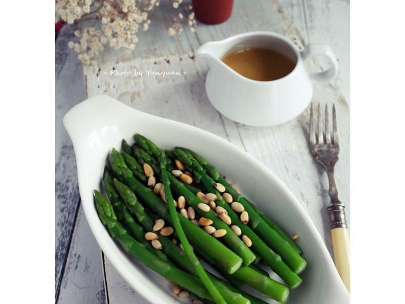 蜂蜜芥末芦笋沙拉的做法