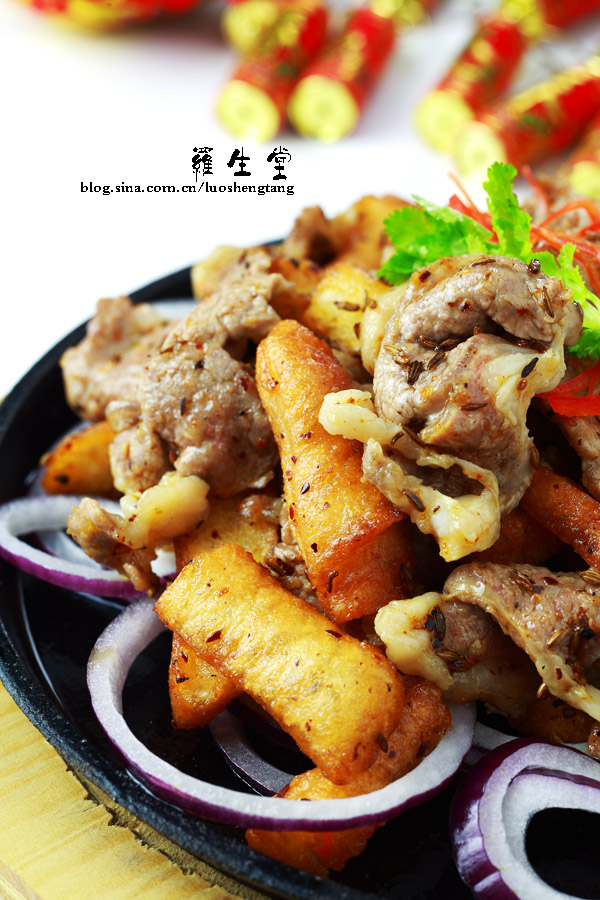 铁板孜然羊肉的做法