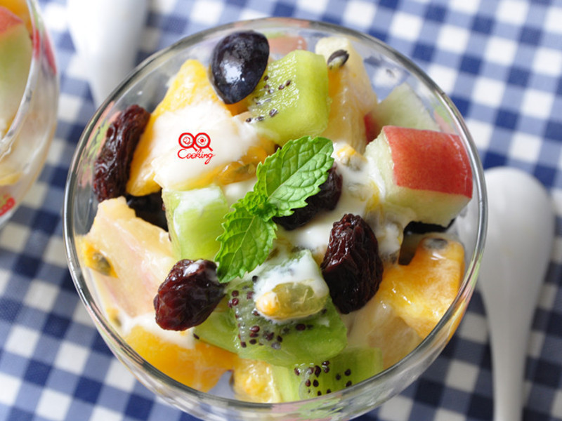 【我也做了】妈咪聪明料理术之培根水果沙拉佐百香果优格酱的做法