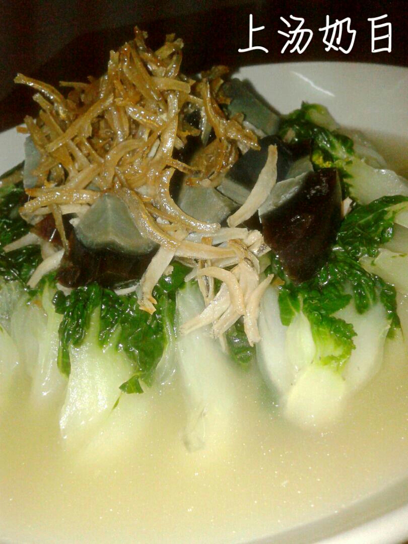 �����̰׵�����