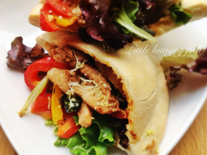 有时候彩椒香柠鸡柳 Pita 饼的做法