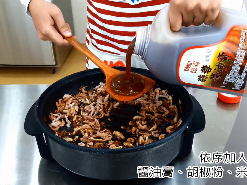 ӣ��Ϻ�׸������