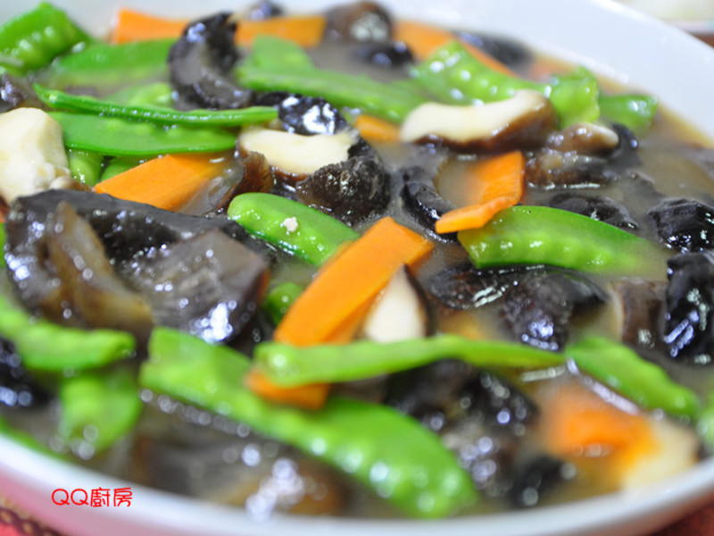 蚝油烩乌参的做法