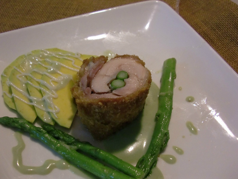 拉比尼亚厨房~芦笋培根鸡肉卷的做法