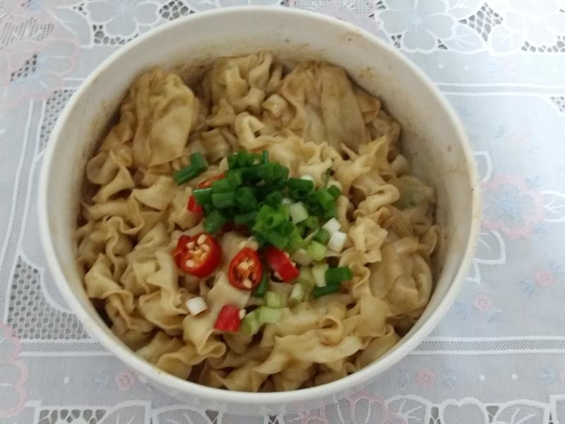 简易红油炒手面的做法