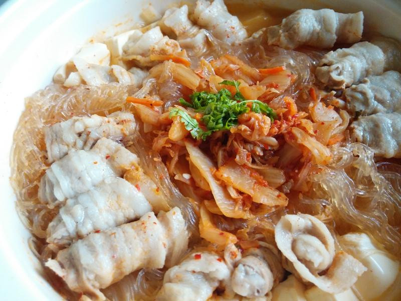 美味粉丝泡菜锅的做法