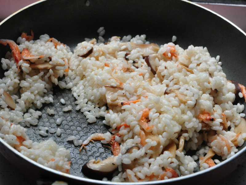 �㹽ӣ��Ϻ�׸������