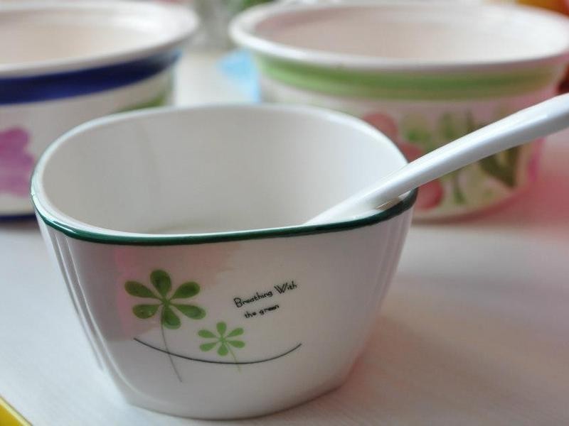 �㹽ӣ��Ϻ�׸������