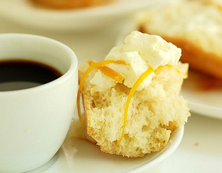 ��ʽ���Rum and Orange Babas������