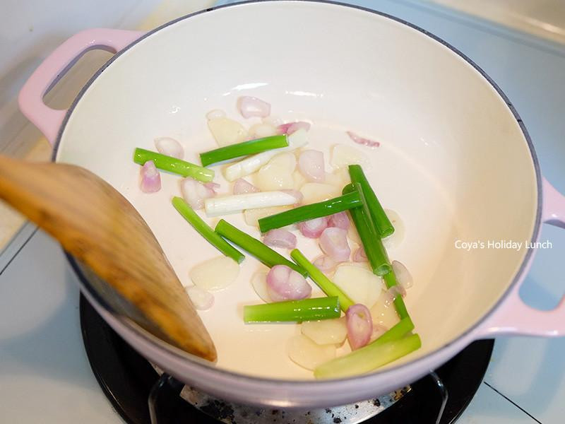 �ں����۶���������