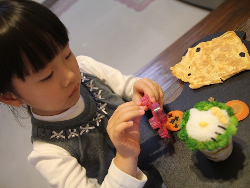 Kitty��-Hello Kitty��ʽţ�ⷹ������