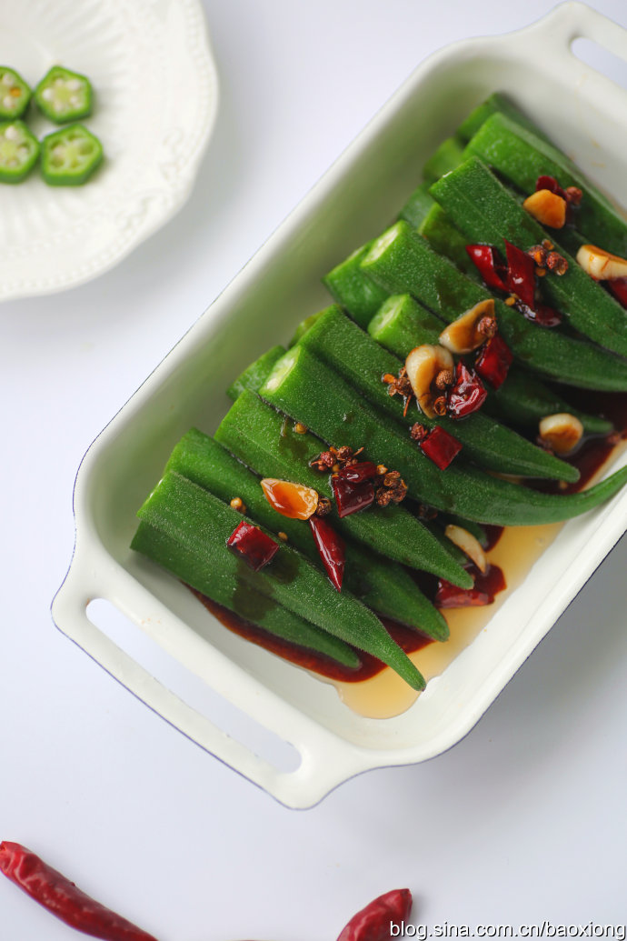 蚝油拌秋葵的做法
