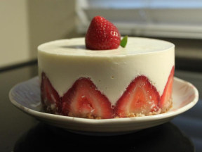 免烤箱草莓起司蛋糕的做法