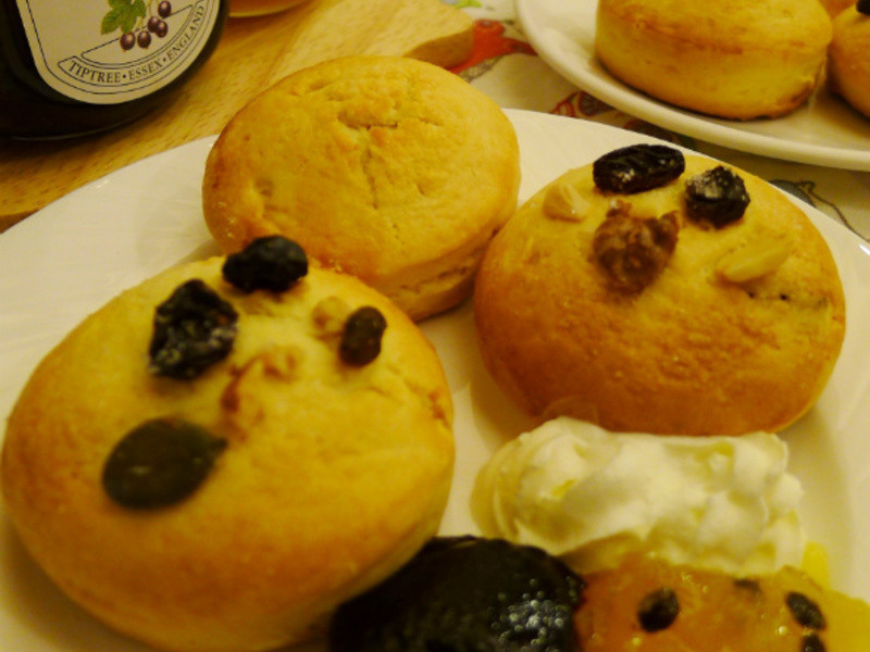 牛奶与什锦果麦司康-悠闲的英式午茶飨宴的做法