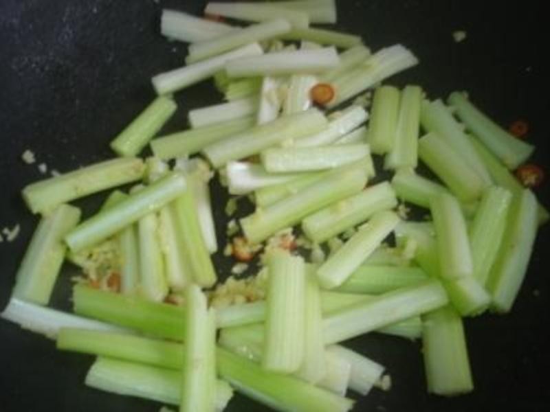 ���۳����ʵ�����