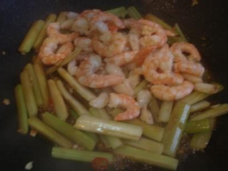 ���۳����ʵ�����