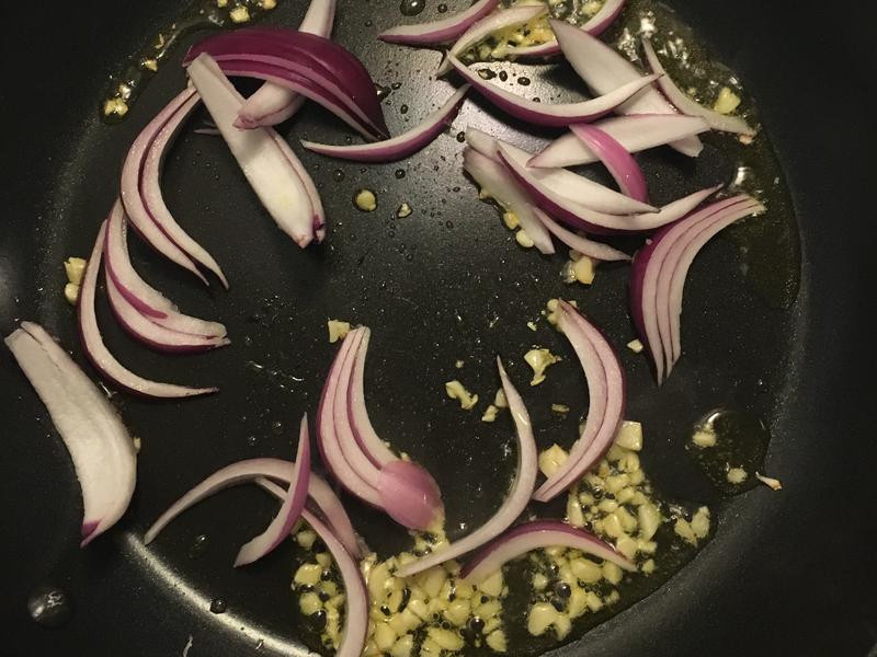 �����ུͨ�ķ۵�����