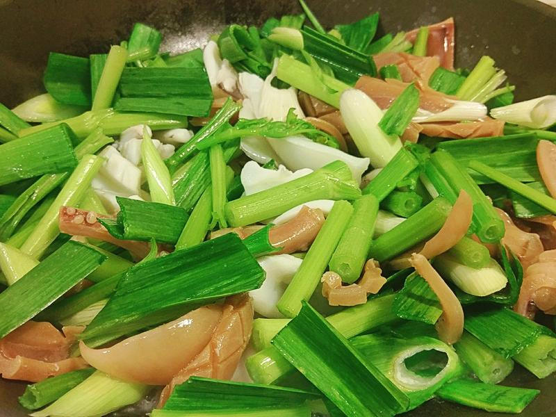 ���۳�˫�ϵ�����