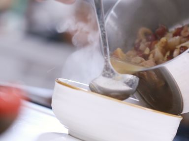 ����{����ˮ������