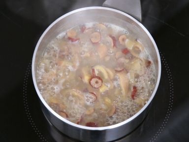 ����{����ˮ������