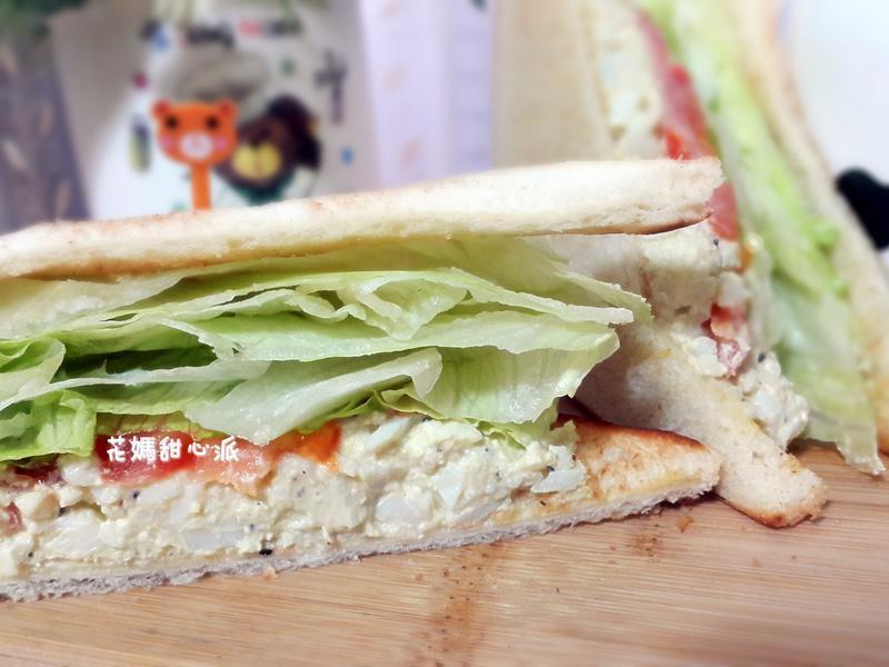 蛋沙拉蔬菜三明治的做法