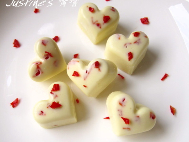 核桃鬼椒白巧克力的做法