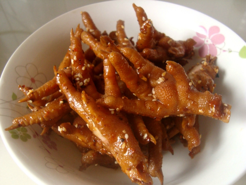 ������צ������