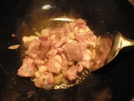 �񵰳���һ���򵥵��Ǵ��Źǵ�����