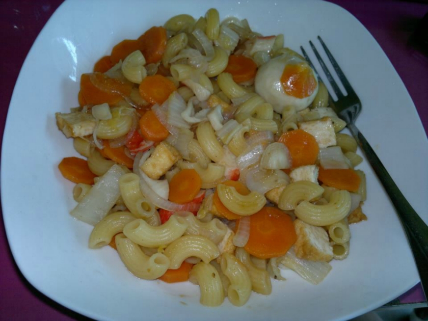 ����ͨ�ķ۵�����