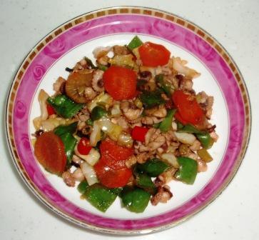 八爪鱼炒什锦泡菜的做法