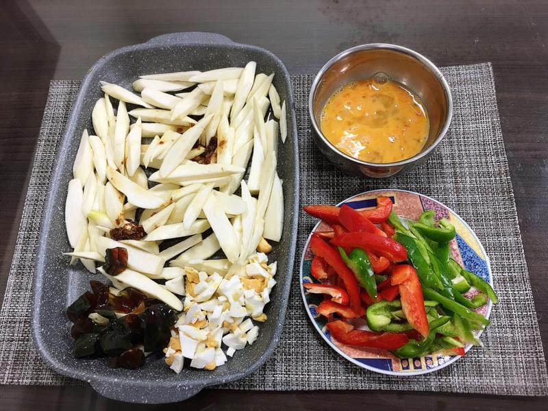 ��ɫ�����R�������𽷵�����