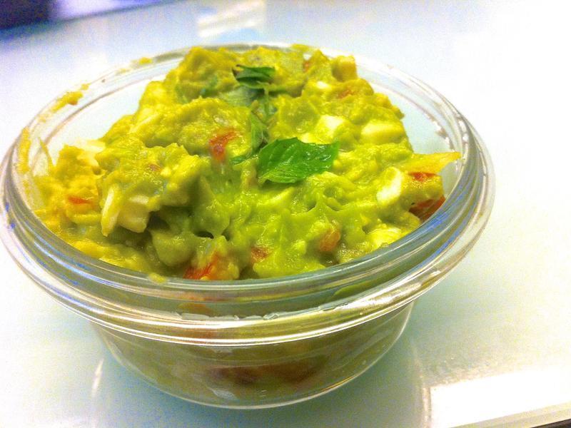 夏日清爽酪梨酱的做法