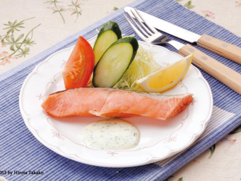 香煎冷鲑佐优格酱的做法