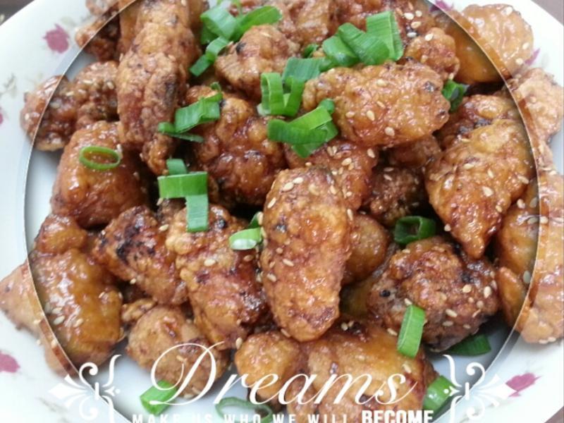 小朋友最爱的便当菜~蜜汁炸鸡丁的做法