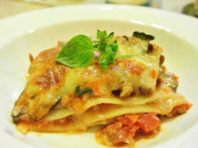 义大利茄汁野菇千层面的做法