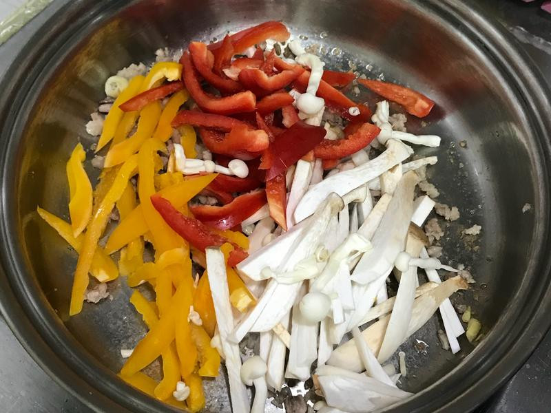 ������֭������������