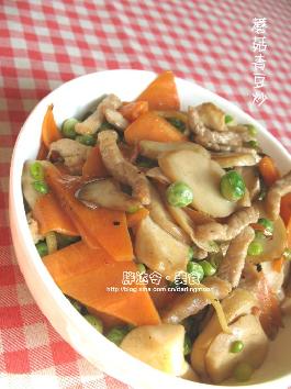 蘑菇青豆炒的做法