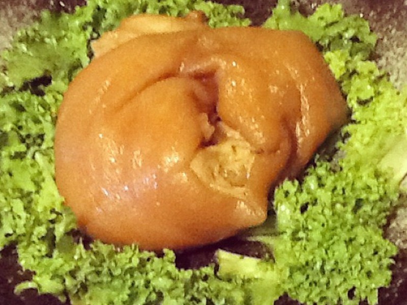 �����ʳ�ס�������� Stewed Pork Hocks������