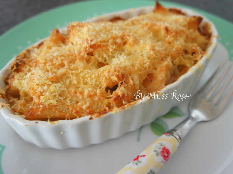 �h��������ʿͨ�ķ۵�����