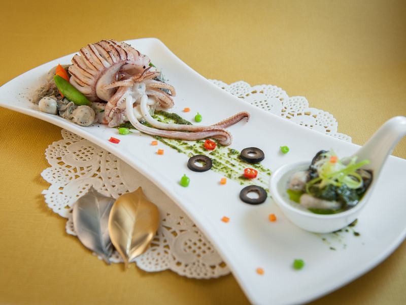 ͸��Ȧ��ʯ�µ�����