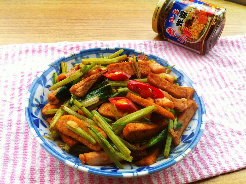 α�ͼ�С����ţͷ�ƶ������衻������