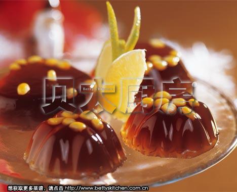 金色圣诞咖啡布丁的做法