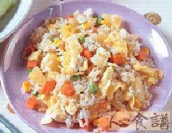 凤梨蛋炒饭的做法